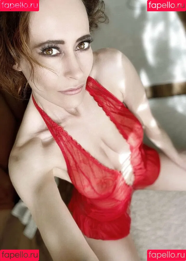 Elena Neufeld Onlyfans Photo Gallery 