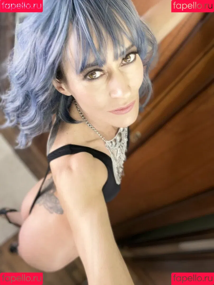 Elena Neufeld Onlyfans Photo Gallery 