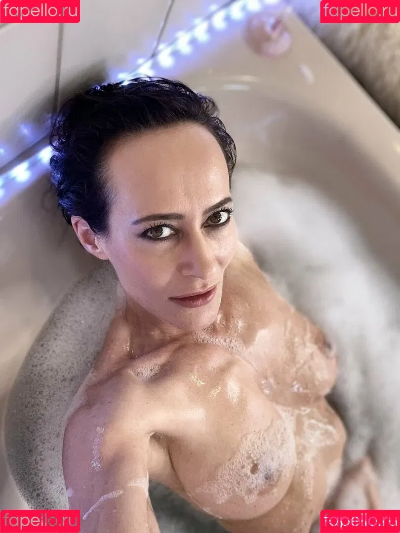 Elena Neufeld Onlyfans Photo Gallery 