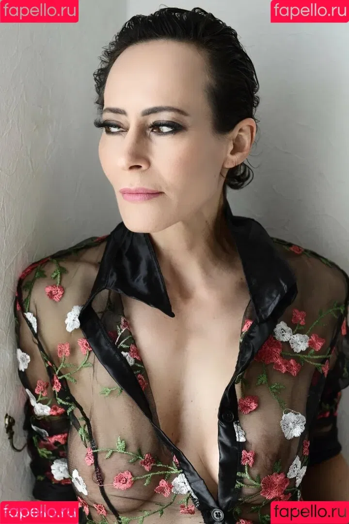 Elena Neufeld Onlyfans Photo Gallery 
