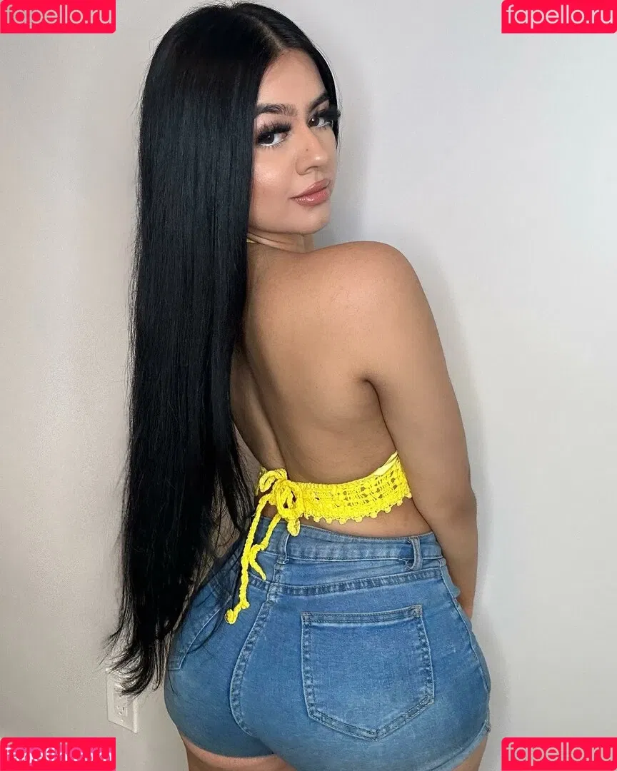 Suman Maria Onlyfans Photo Gallery 