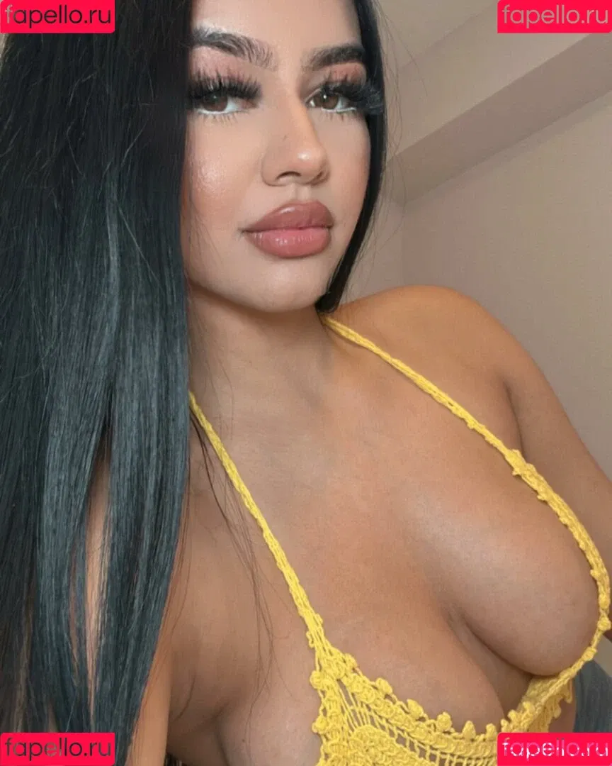 Suman Maria Onlyfans Photo Gallery 