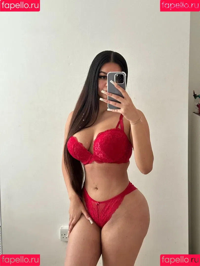 Suman Maria Onlyfans Photo Gallery 