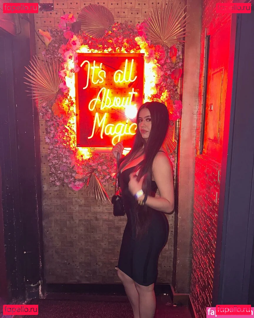 Suman Maria Onlyfans Photo Gallery 