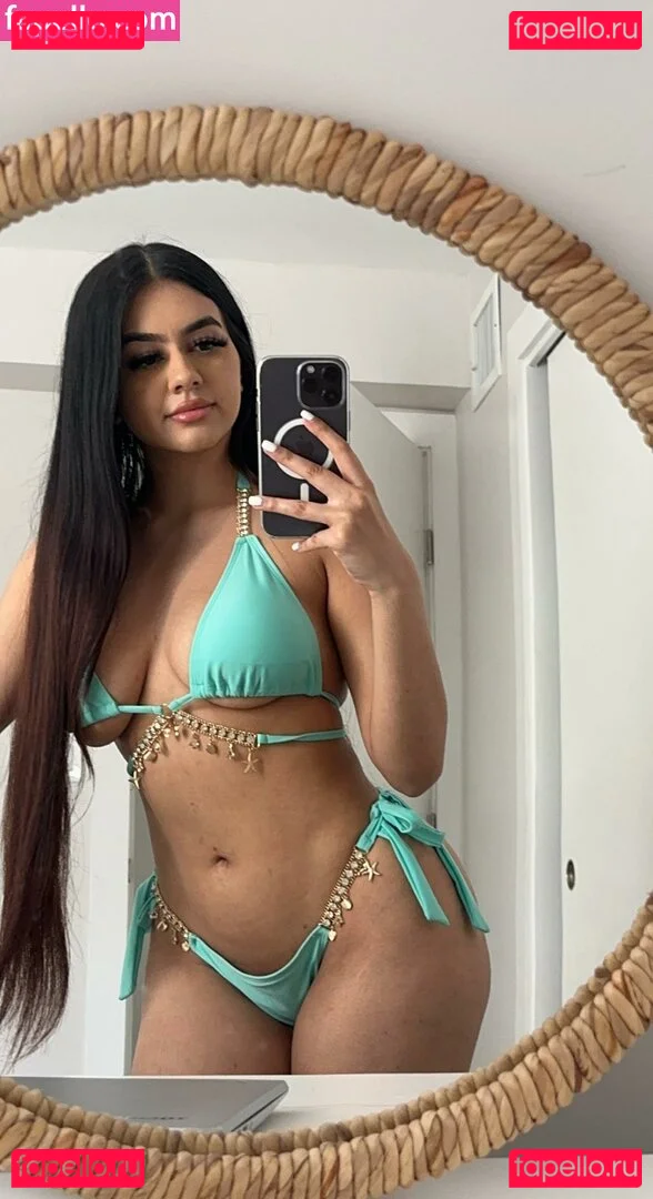 Suman Maria Onlyfans Photo Gallery 