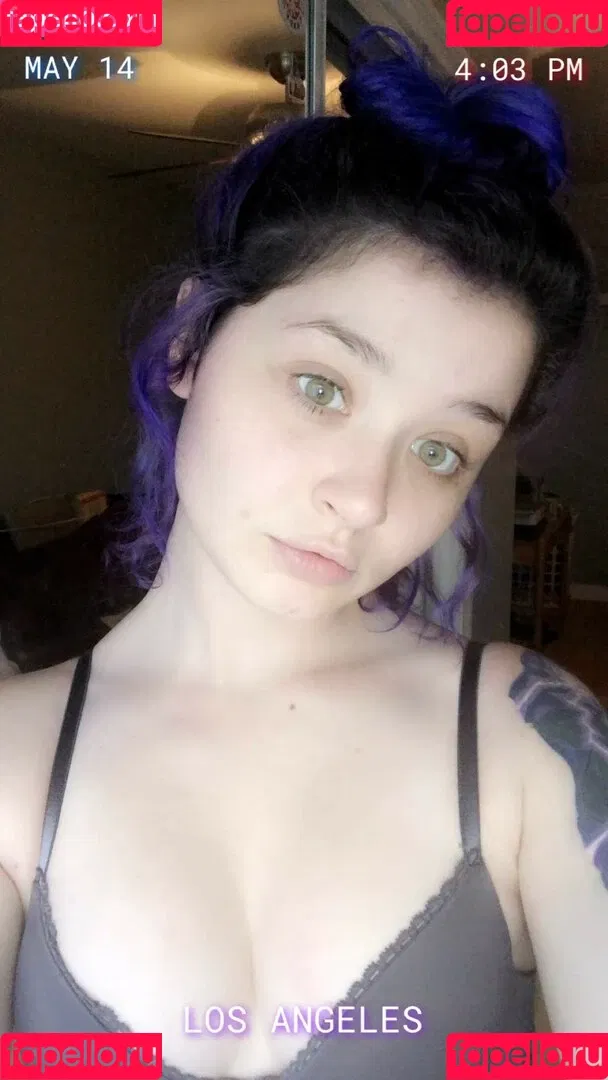 MiniTruckMommy Onlyfans Photo Gallery 