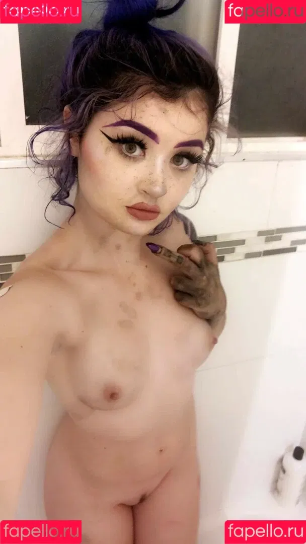 MiniTruckMommy Onlyfans Photo Gallery 