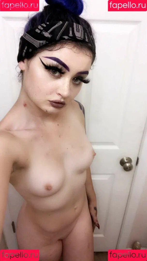 MiniTruckMommy Onlyfans Photo Gallery 