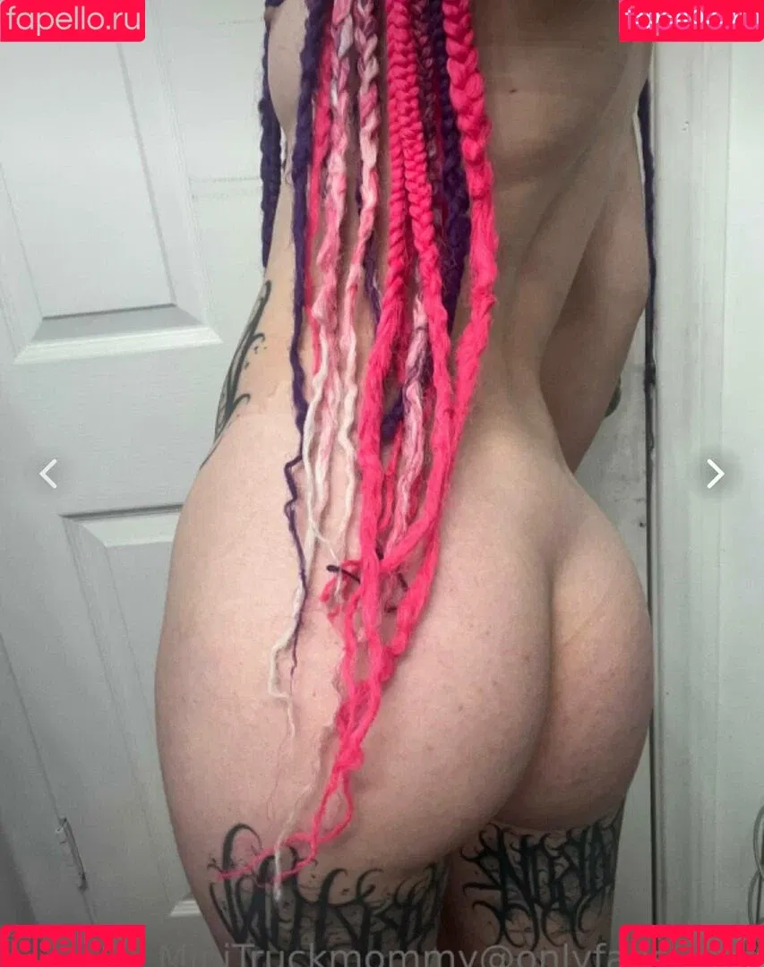 MiniTruckMommy Onlyfans Photo Gallery 