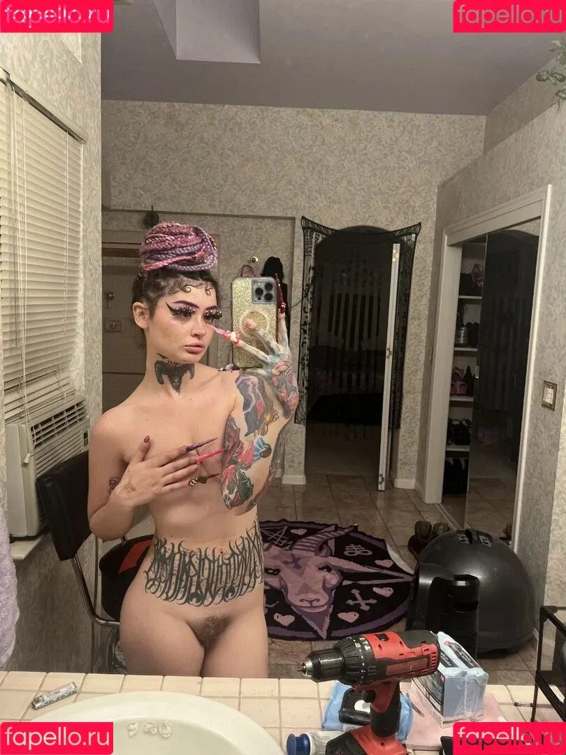 MiniTruckMommy Onlyfans Photo Gallery 