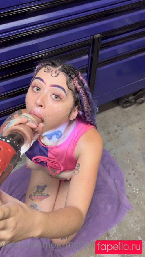 MiniTruckMommy Nude Onlyfans Photo 6