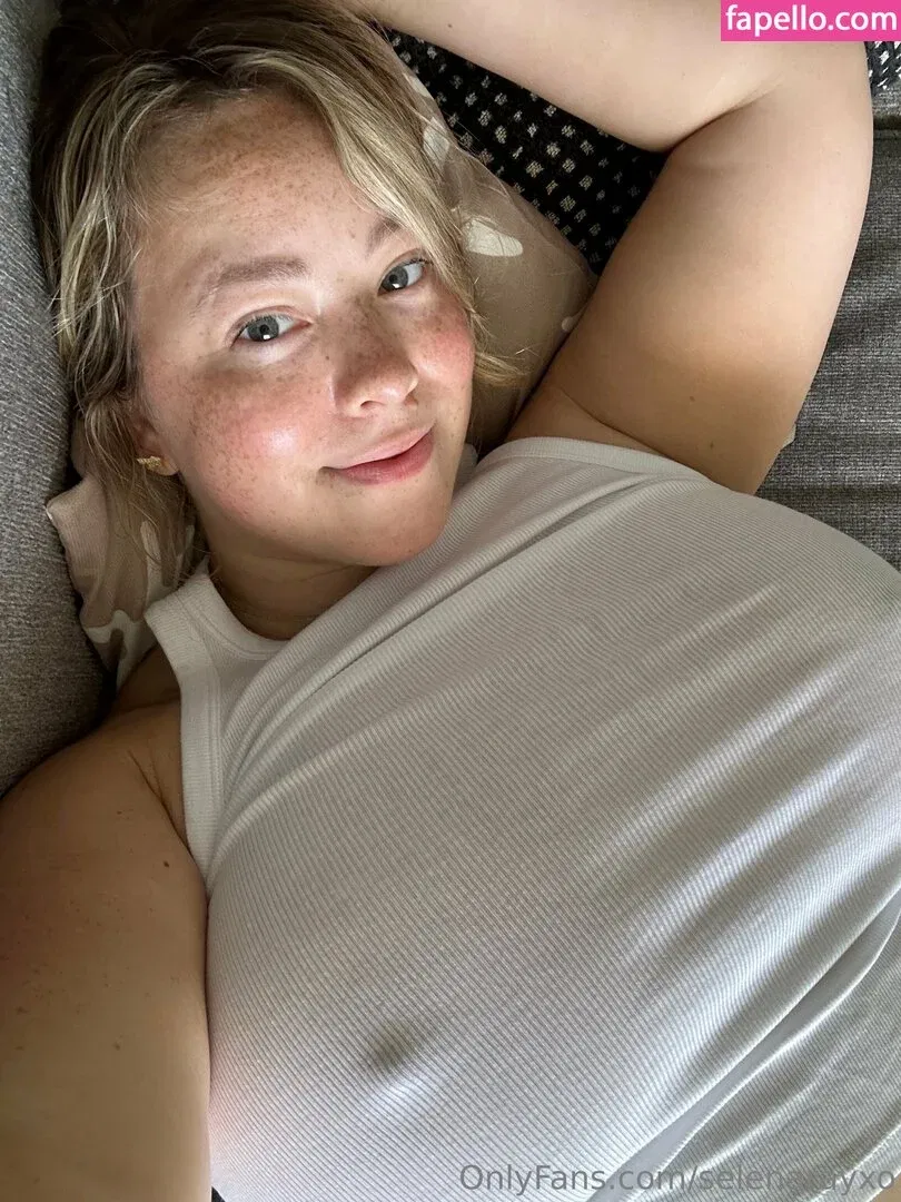 selenarayxo Onlyfans Photo Gallery 