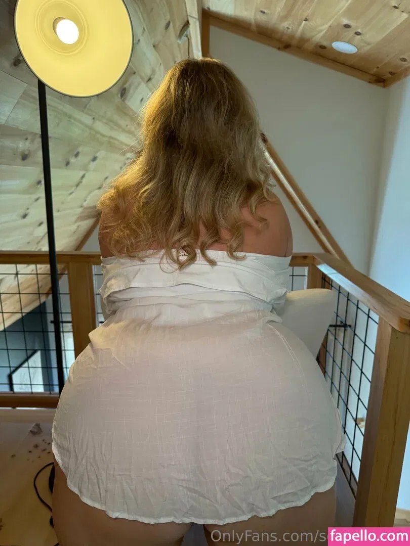 selenarayxo Onlyfans Photo Gallery 