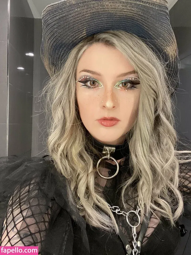 Mothica Onlyfans Photo Gallery 