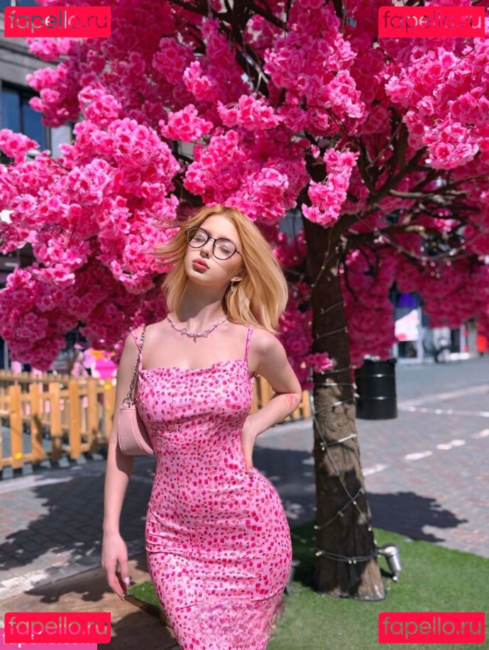 Darkimoona / darktopia / lolipopzzzi / vladasoft Onlyfans Photo Gallery 