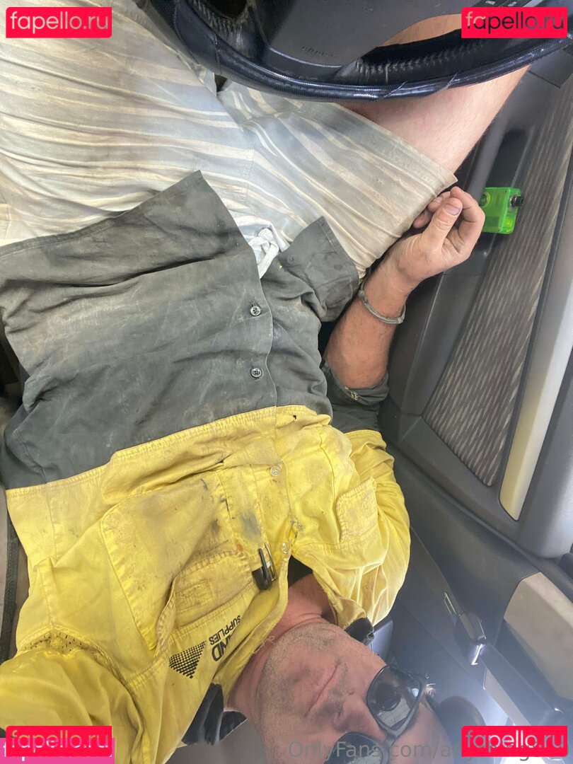 anything810 Onlyfans Photo Gallery 