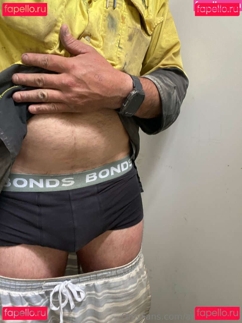 anything810 Onlyfans Photo Gallery 