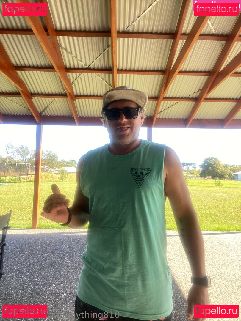 anything810 Onlyfans Photo Gallery 