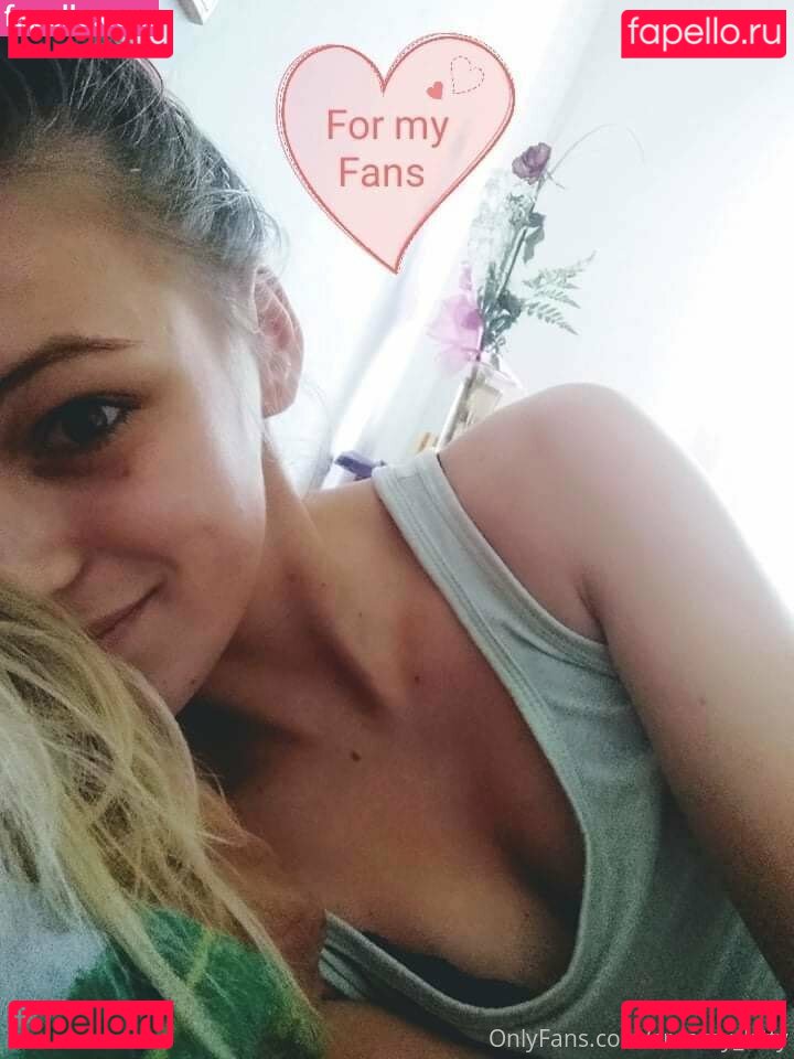 creamy_kitty / creamykitty26 Onlyfans Photo Gallery 