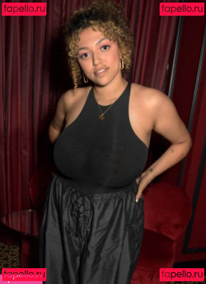 Mahalia / lowkeymahalia Onlyfans Photo Gallery 