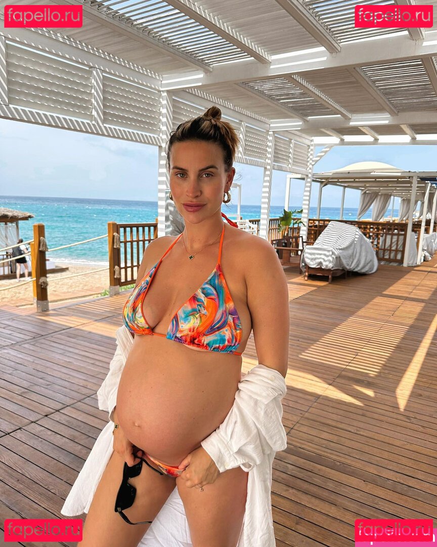 Ferne McCann / fernemccann Onlyfans Photo Gallery 