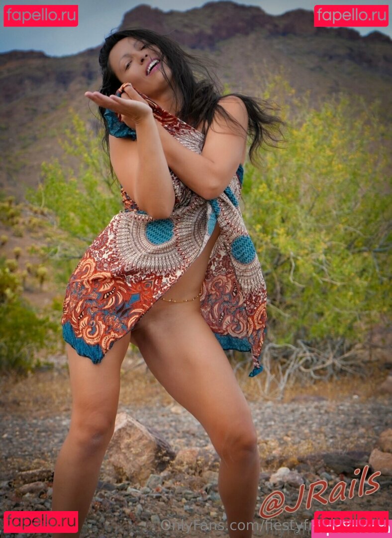 fiestyfrankie_free / thefreespiritgypsy Nude Onlyfans Photo 34