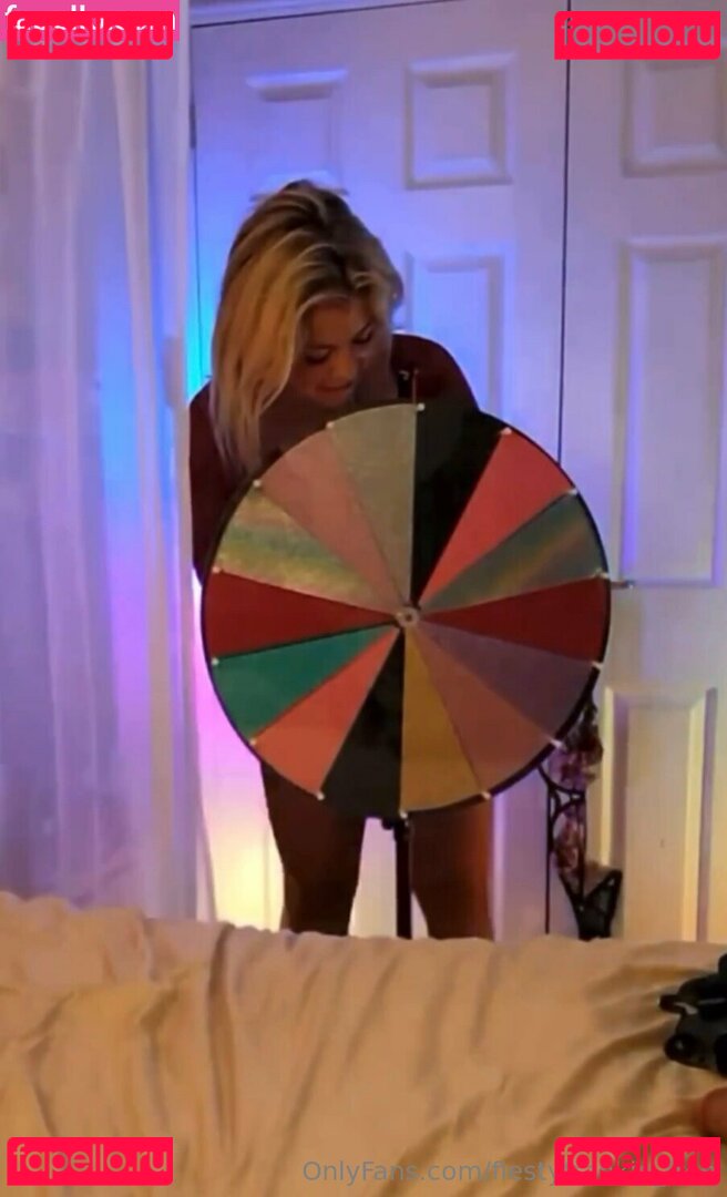 fiestyfrankie_free / thefreespiritgypsy Nude Onlyfans Photo 24