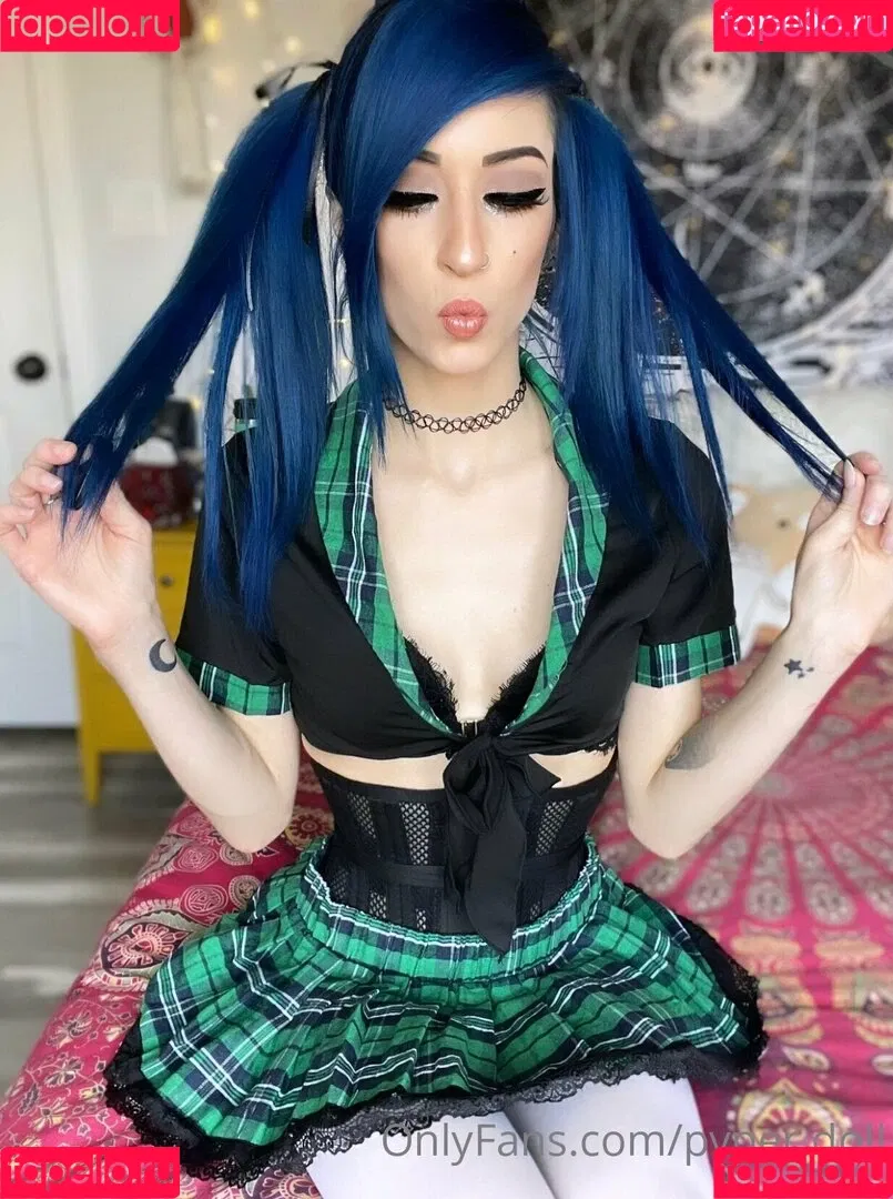 Paper.doll Onlyfans Photo Gallery 