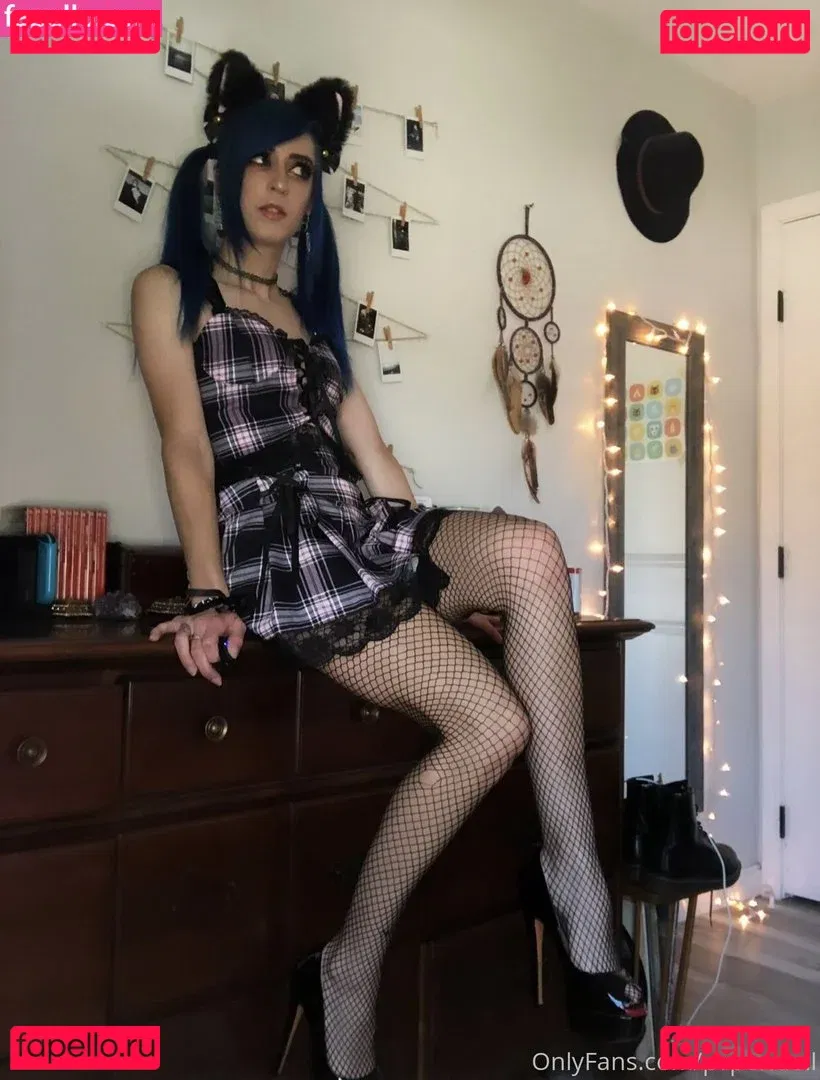 Paper.doll Onlyfans Photo Gallery 