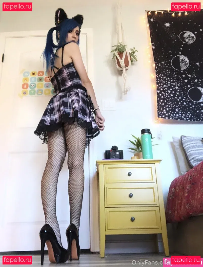 Paper.doll Onlyfans Photo Gallery 