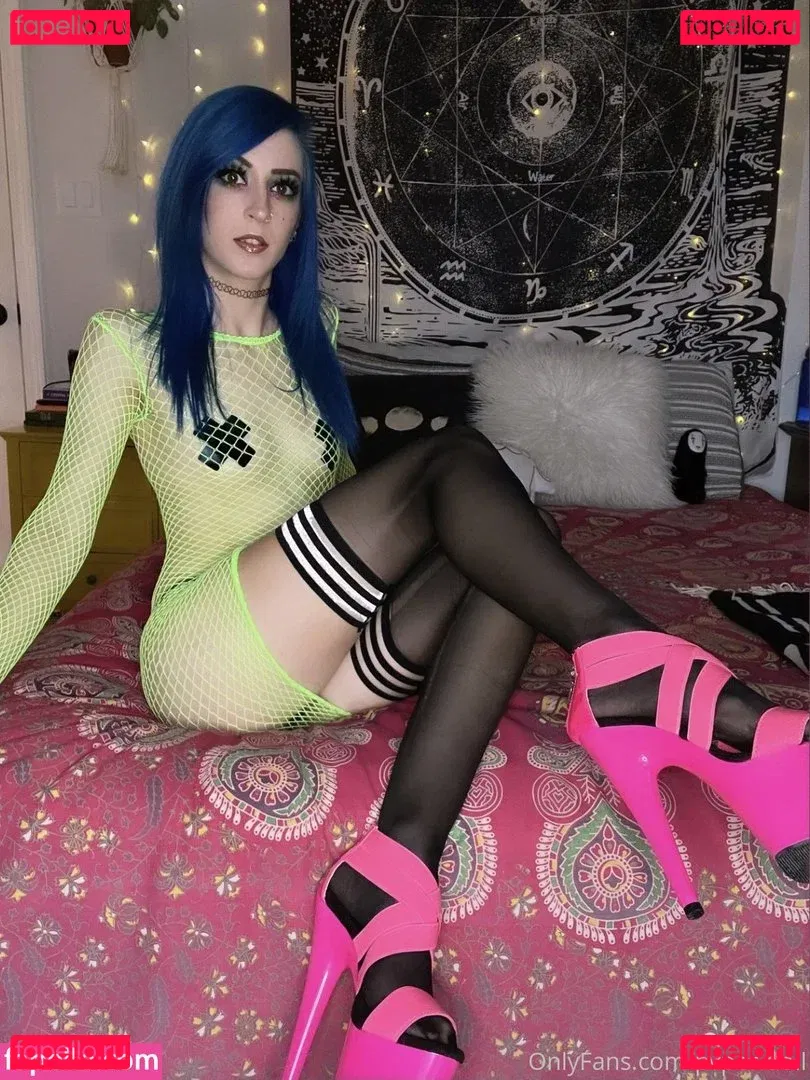 Paper.doll Onlyfans Photo Gallery 