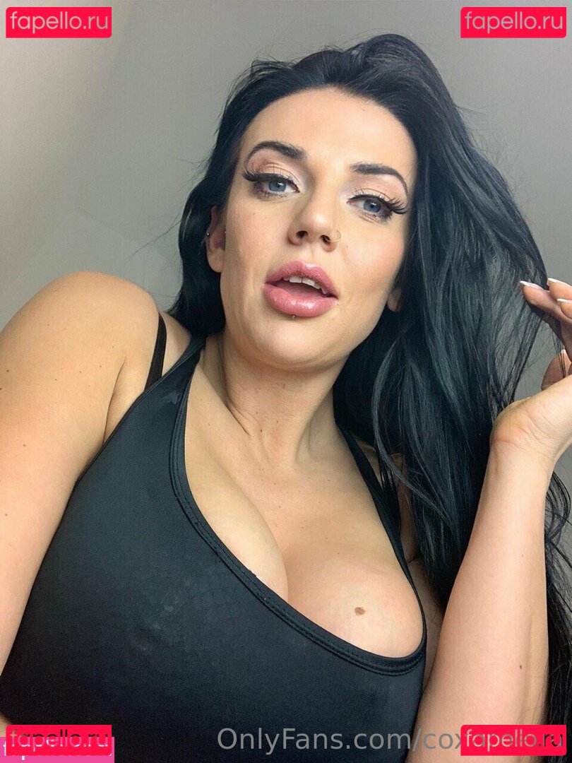 coxamelia / mn_amelia4cox Onlyfans Photo Gallery 