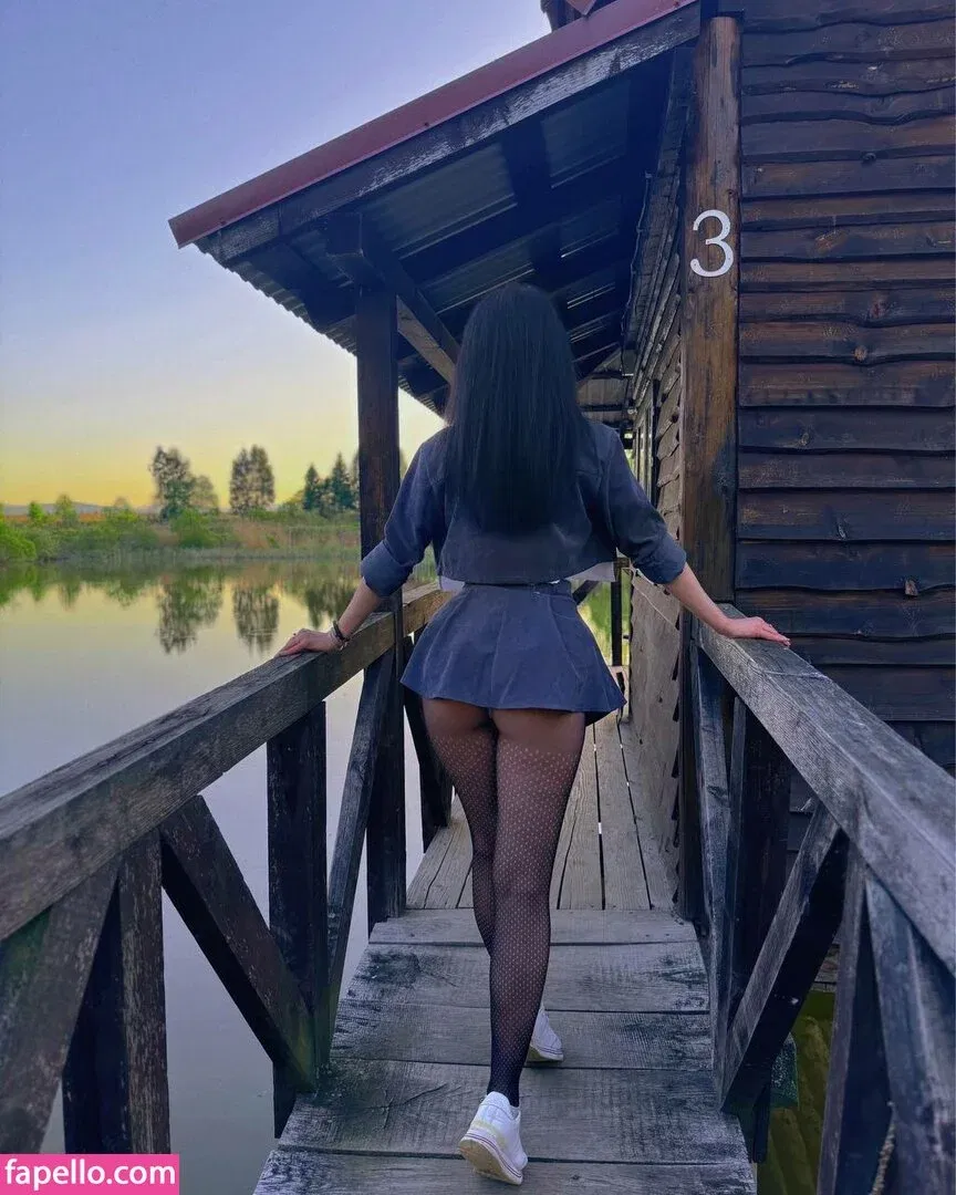 Roksana Holodova Onlyfans Photo Gallery 