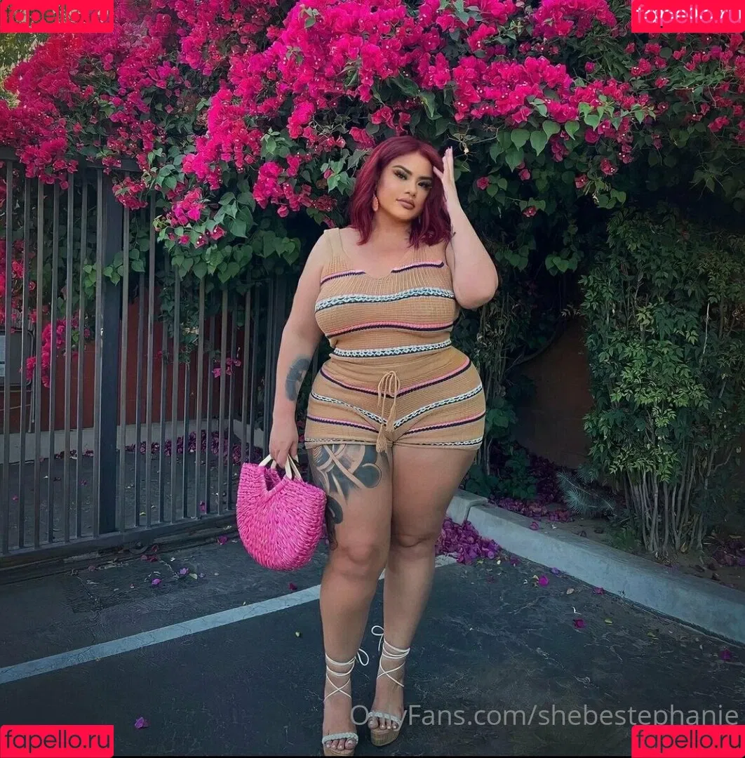 shebestephanie Onlyfans Photo Gallery 
