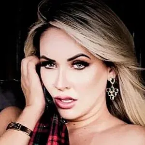 Iara Ferreira Onlyfans Photo Gallery 
