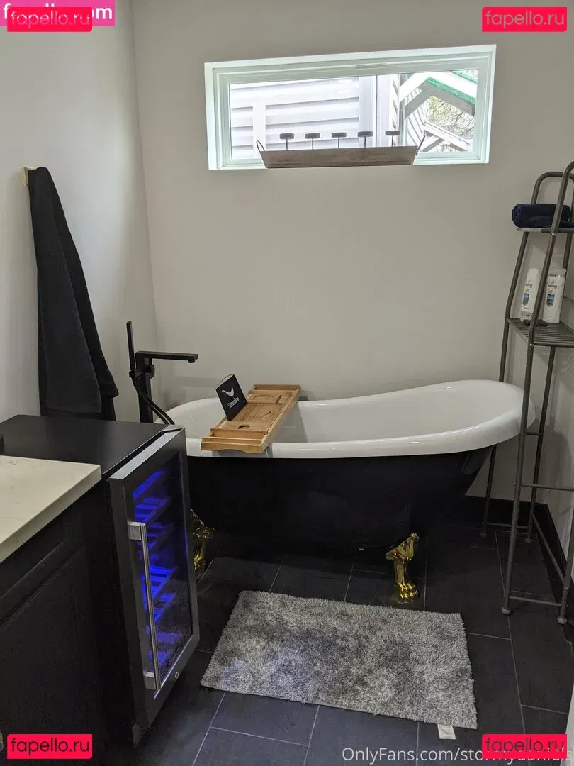 stormydaniels Onlyfans Photo Gallery 