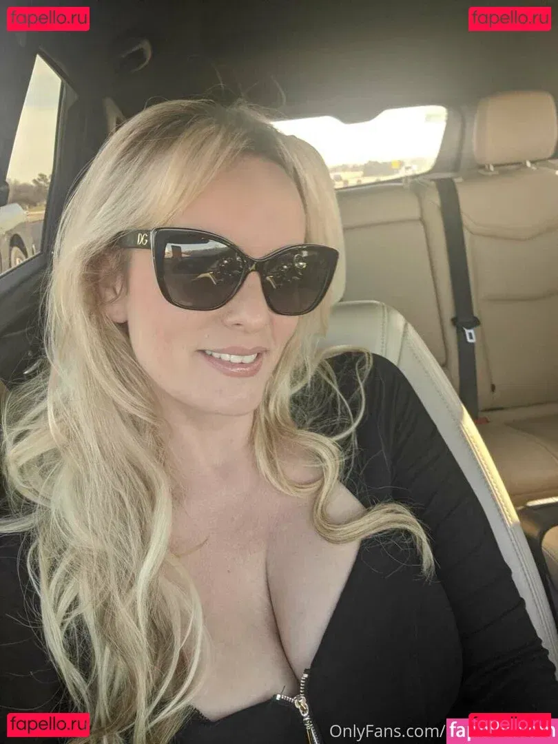 stormydaniels Onlyfans Photo Gallery 