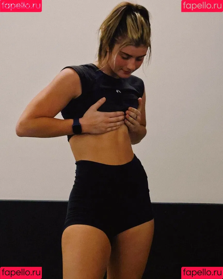 Faith Ordway Onlyfans Photo Gallery 