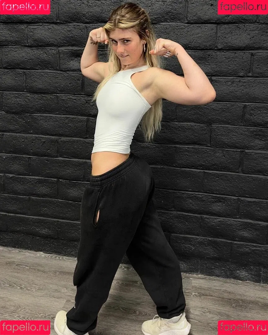 Faith Ordway Onlyfans Photo Gallery 
