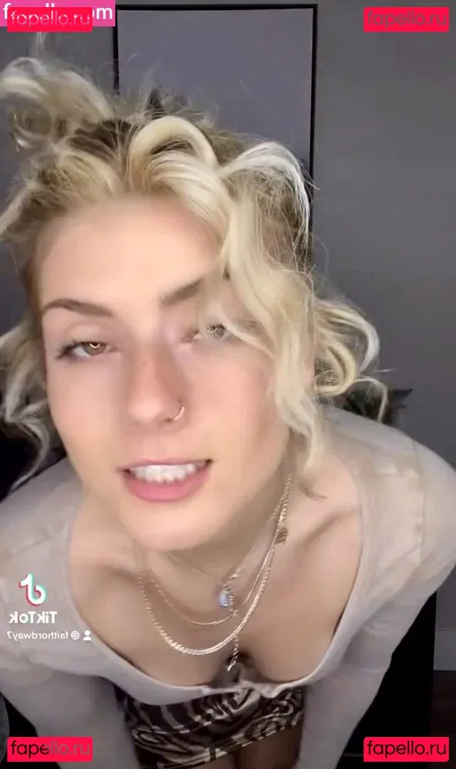 Faith Ordway Onlyfans Photo Gallery 