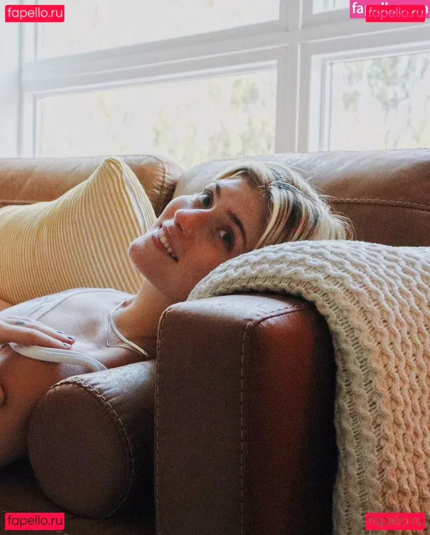 Faith Ordway Onlyfans Photo Gallery 