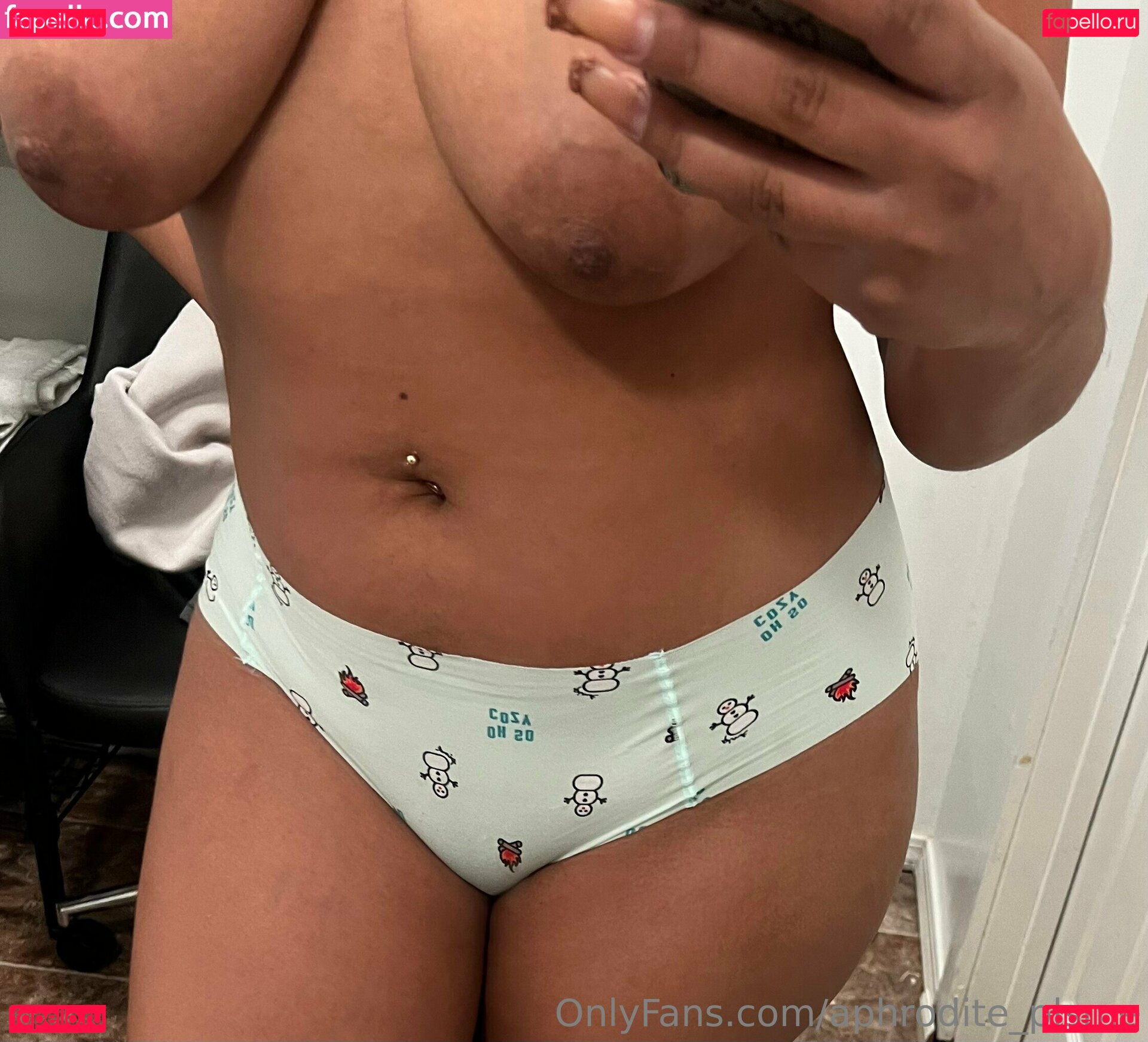 aphrodite_plsme / lipssoluscious_lilaa Onlyfans Photo Gallery 