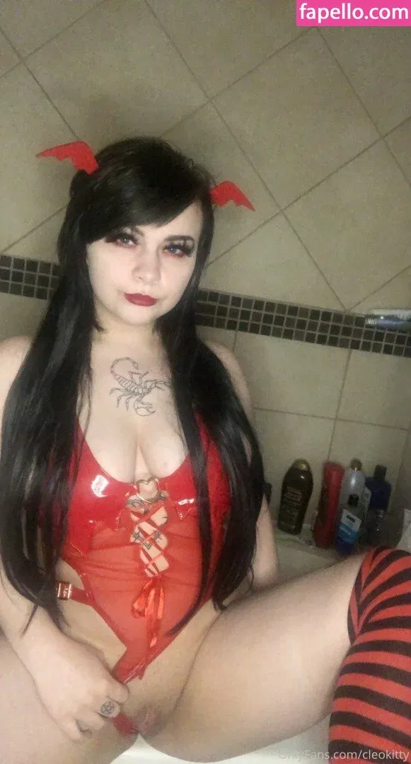 pocketsapio Onlyfans Photo Gallery 