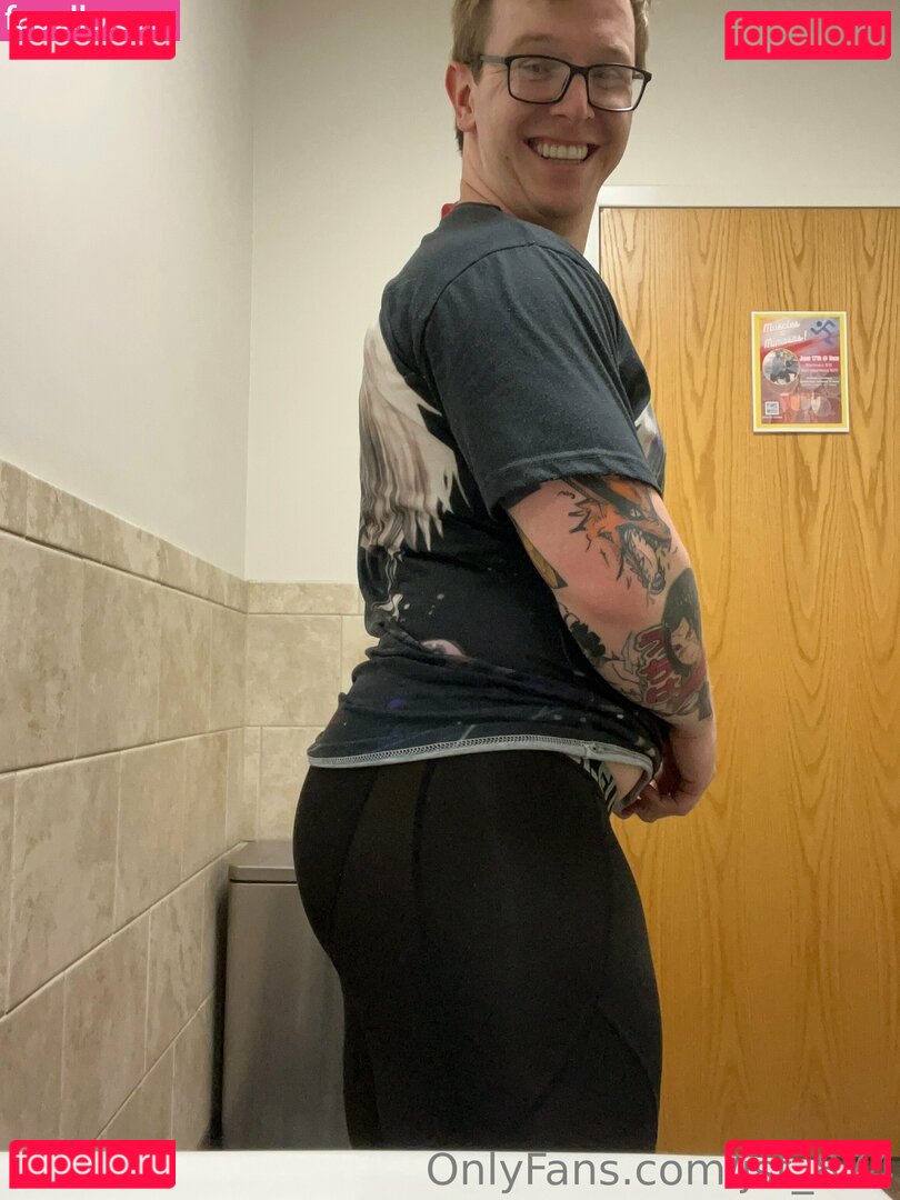 jst4rr / jst_874 Onlyfans Photo Gallery 