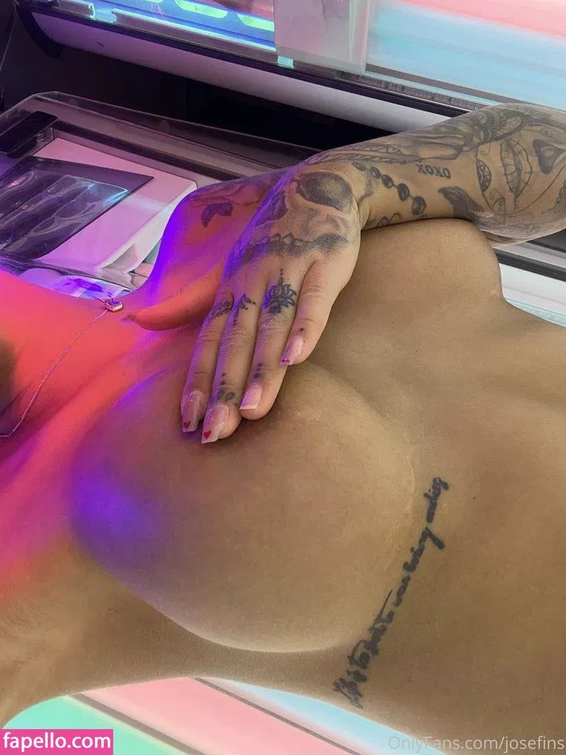 josefins Onlyfans Photo Gallery 