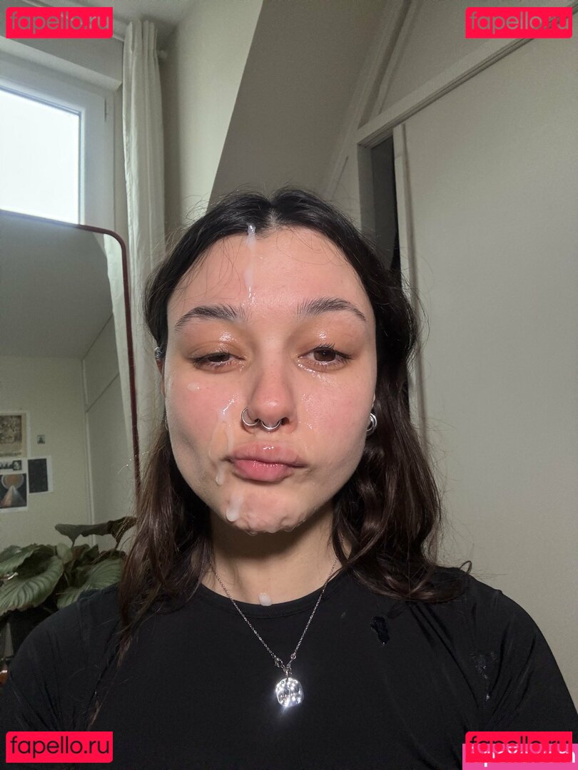 Coconey / coconey3 / coconeyx / hinatakio Onlyfans Photo Gallery 