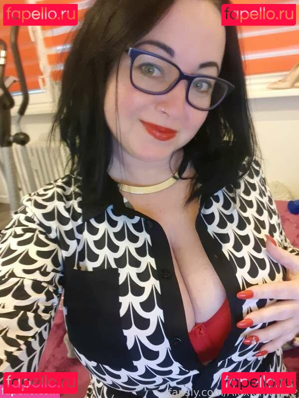 Alexiemature / aleximsure Onlyfans Photo Gallery 