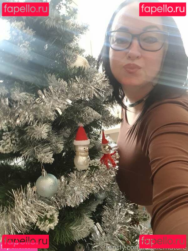 Alexiemature / aleximsure Onlyfans Photo Gallery 