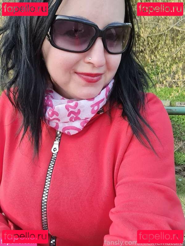 Alexiemature / aleximsure Onlyfans Photo Gallery 