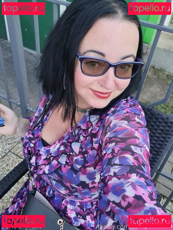 Alexiemature / aleximsure Onlyfans Photo Gallery 